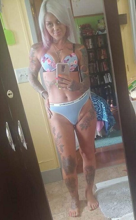 tattooedbarbie86 star free image