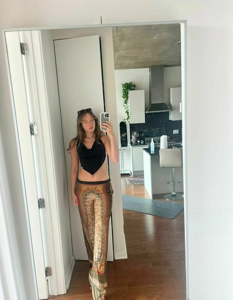 victoriamyers star beautiful photos