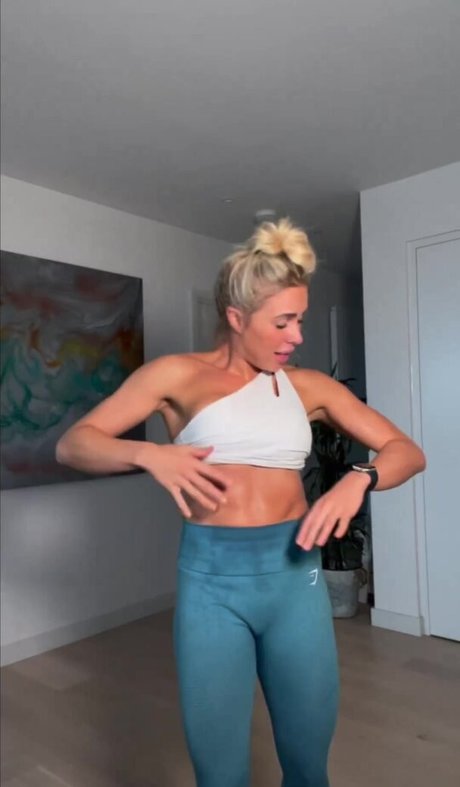 Gabby Allen star best img