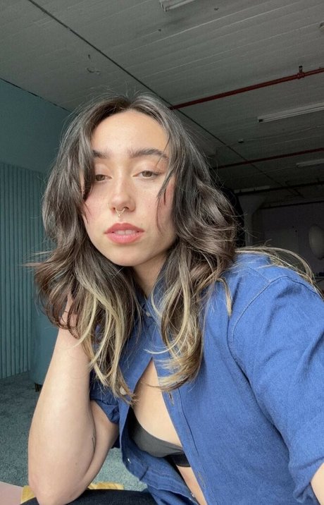 Katelyn Ohashi pretty star photo