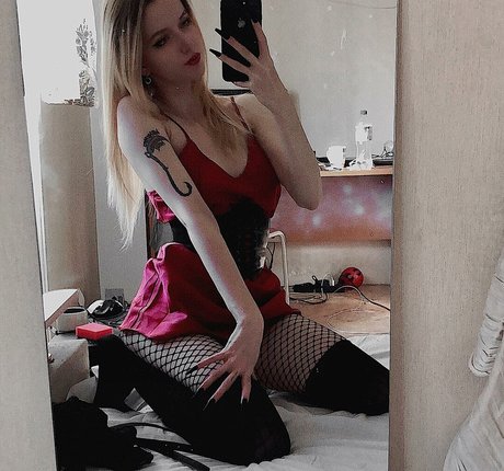 mobyrei pornstar hot pic