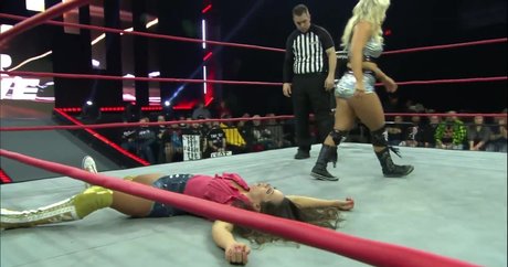 Mickie James profile image