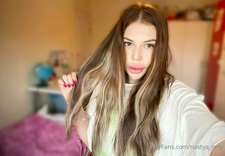 sofa ukr high quality actress photos