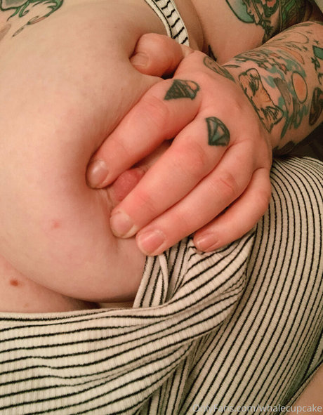 whalecupcake sexy model pics