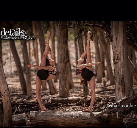 Chloe East model pretty pic