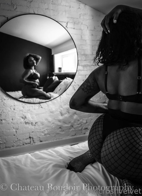crushvelvet model nice pics