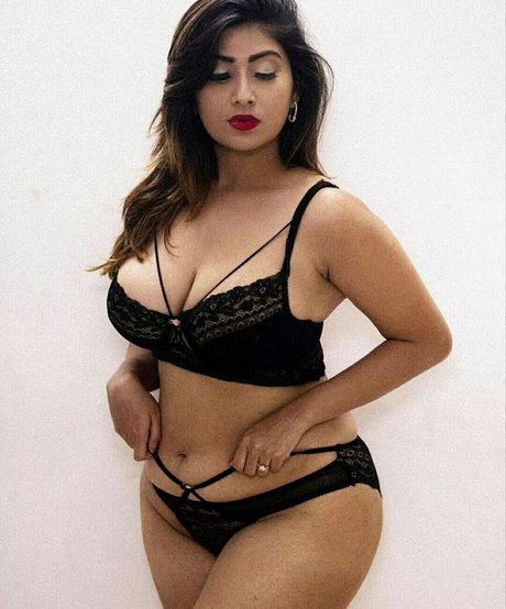farihapriyam pornstar exclusive img