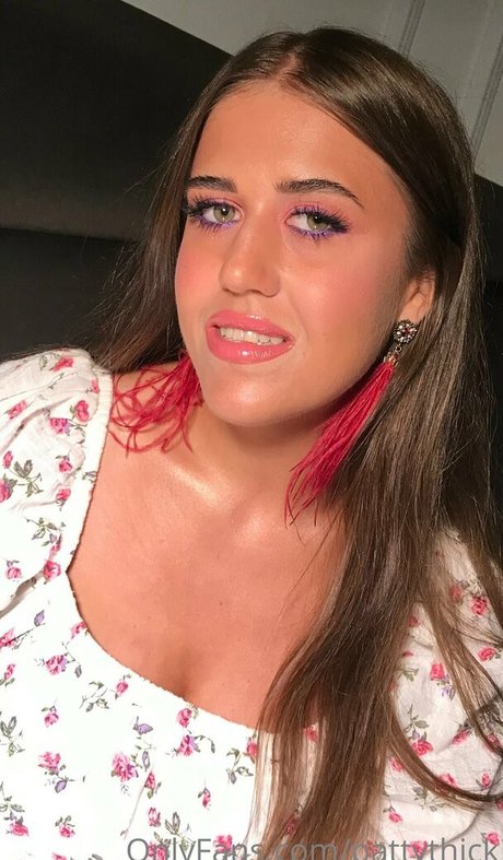 big tits redhead onlyfans erotic photos