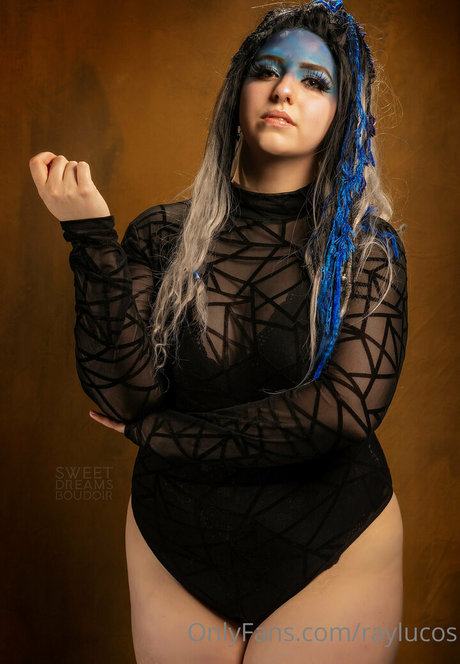 raylucos model exclusive photos