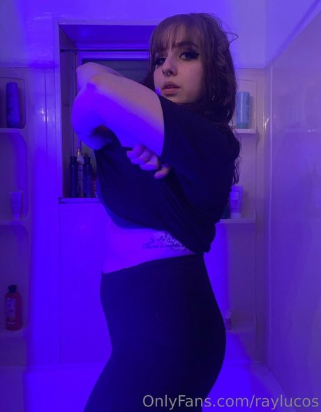 raylucos model top img