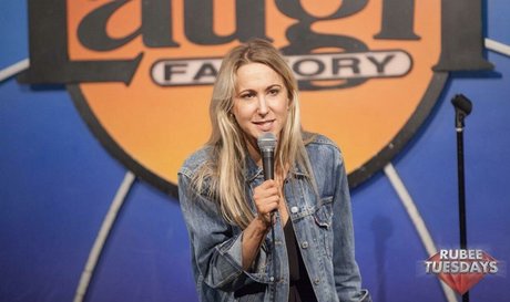 Nikki Glaser pornographic actress img