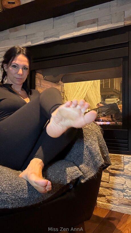 knees onlyfans best gallery