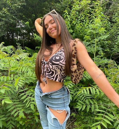Maddie W star exclusive image
