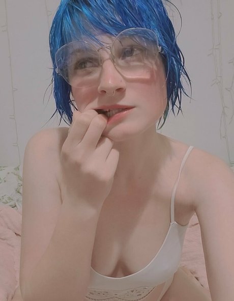 Lolllipollly pornstar erotic image
