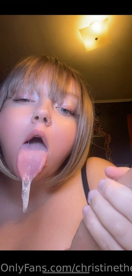 christinethequeenn model best pics
