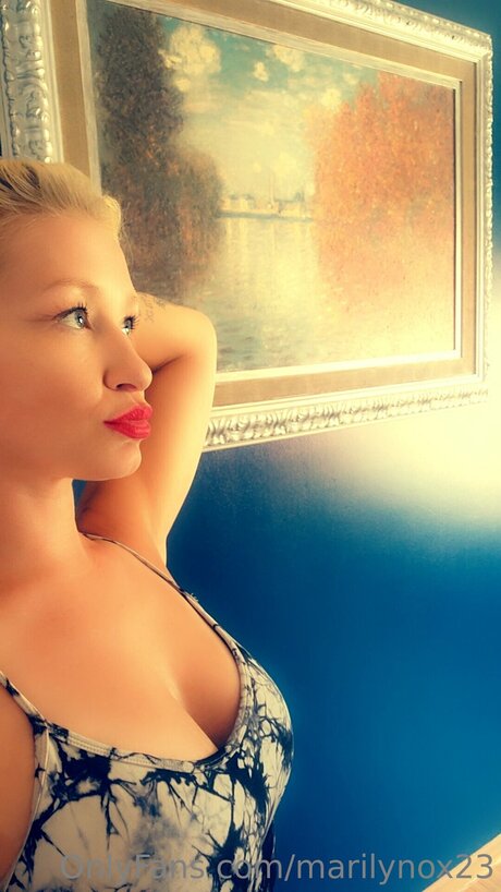 Marilynox23 star top gallery