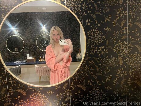 Whoisclaireroos top profile image