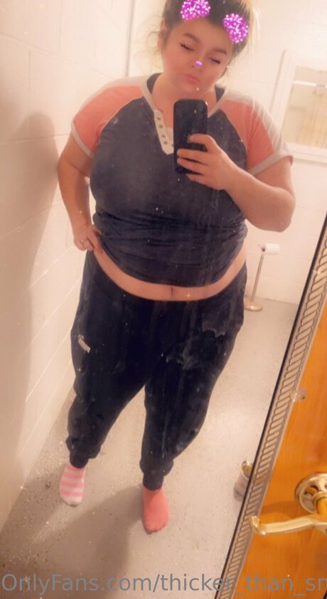 Thicker Than Snickers star beautiful pic