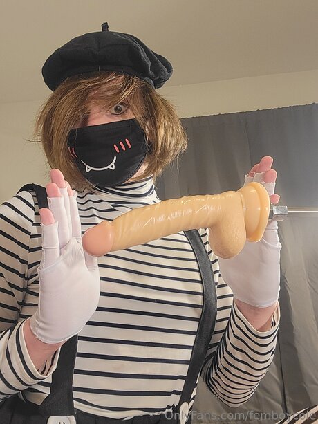 Femboycole pornstar pic