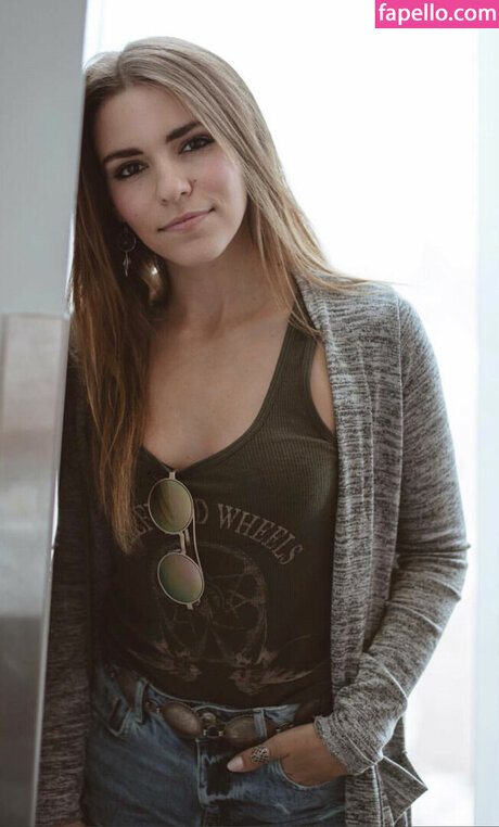 Amymarie Gaertner pretty star archive