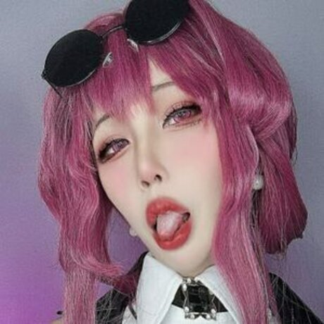 Kittyisfluffy sex model pics