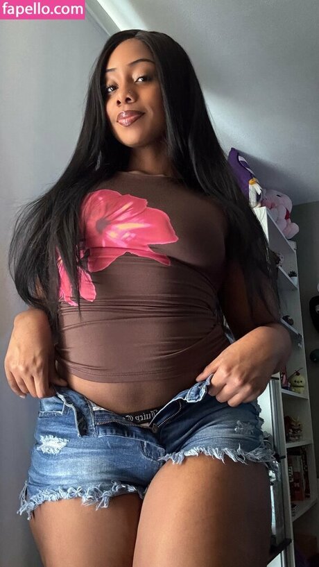 Lillipie101 star nude pics