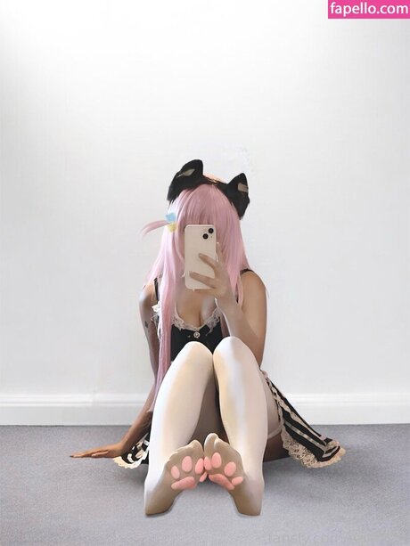 Dollfault art model pic