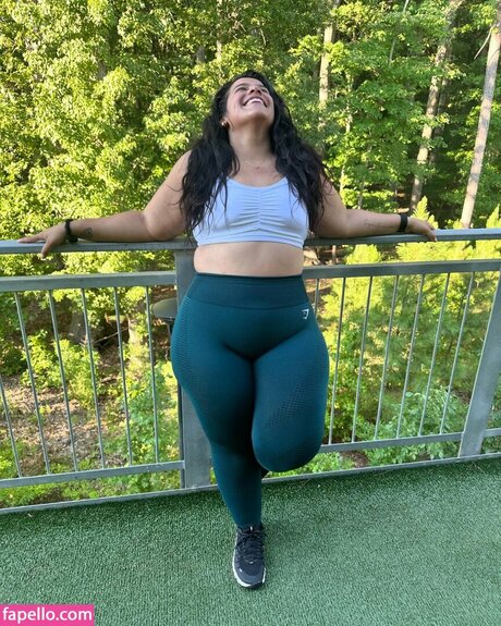 Duyein Martinez sex model pic