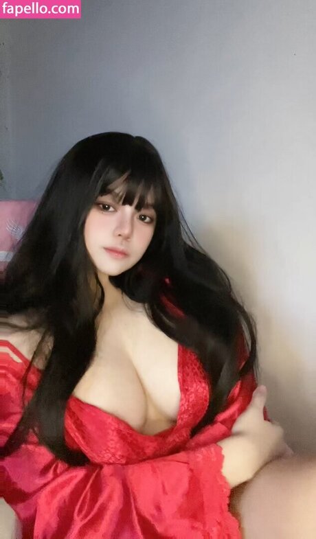 Homare Komiya model naked pic