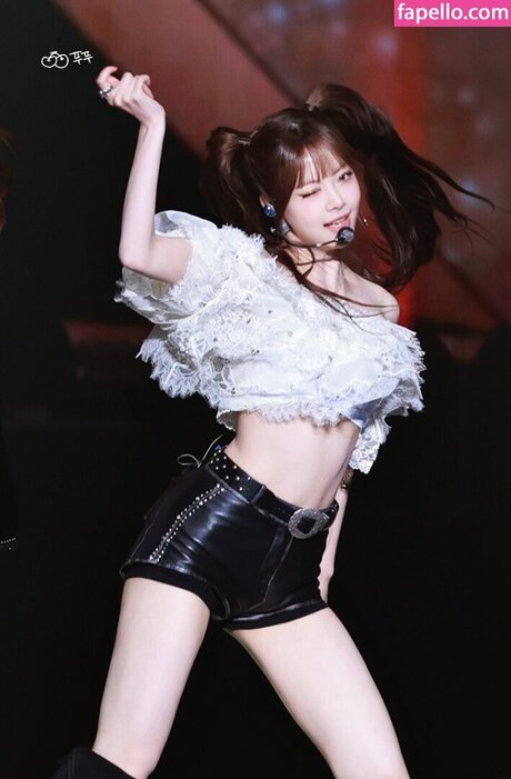 Hong Eunchae actress gallery