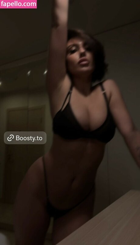 Alice Mamonova star hd picture