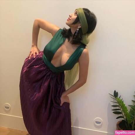 Anika Vishwanath model pornographic archive