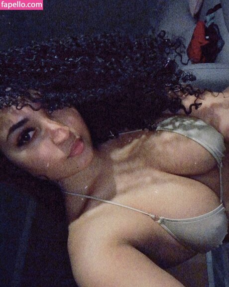 Melanadavids nice pornstar img