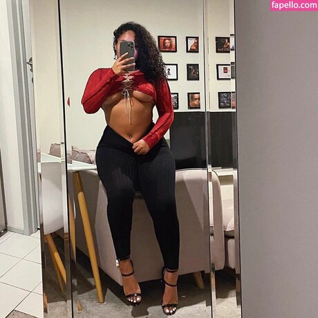 Melanadavids naked actress galleries