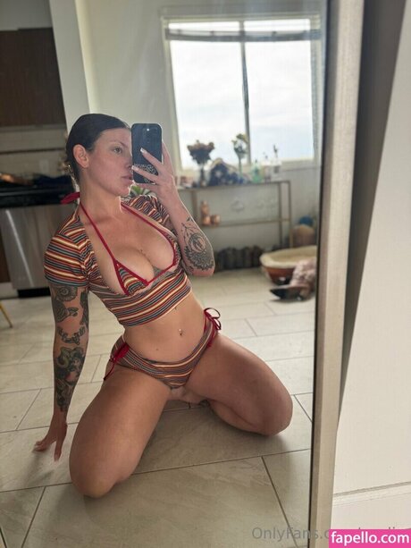 Xlrgju nude pornstar img