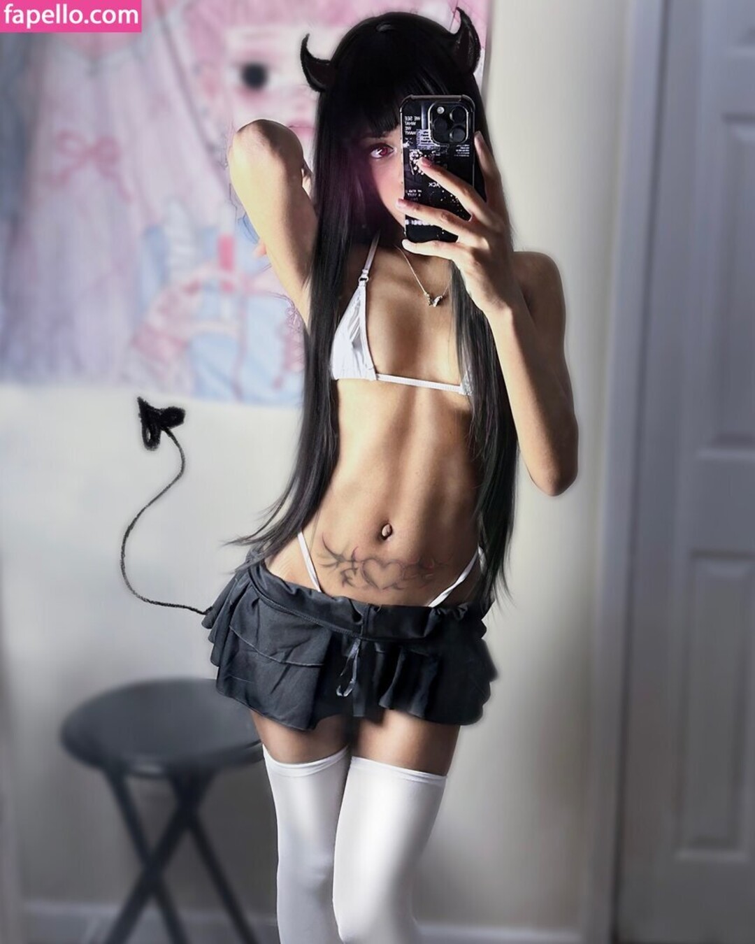 ShesnothingSpecial model hot pic