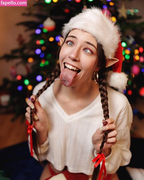 Ahegao model nude pictures