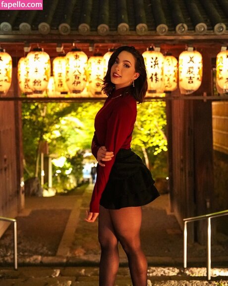 Miss Bri Torres sexy actress pictures