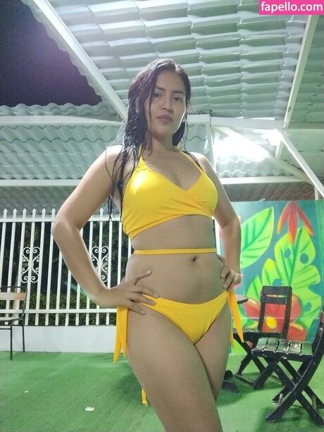 blonde midget onlyfans sexy nude images