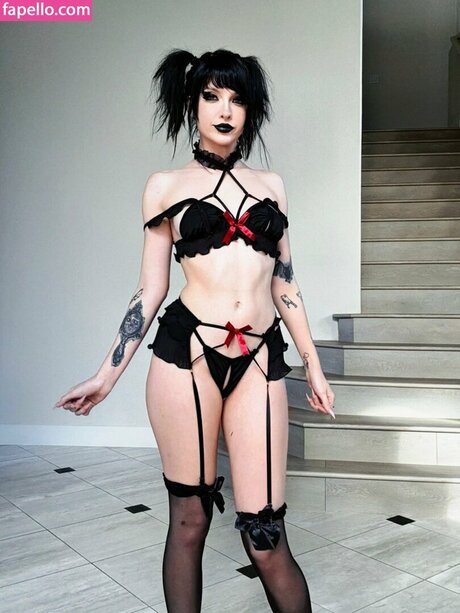 Bell Bo Baggins star hot gallery