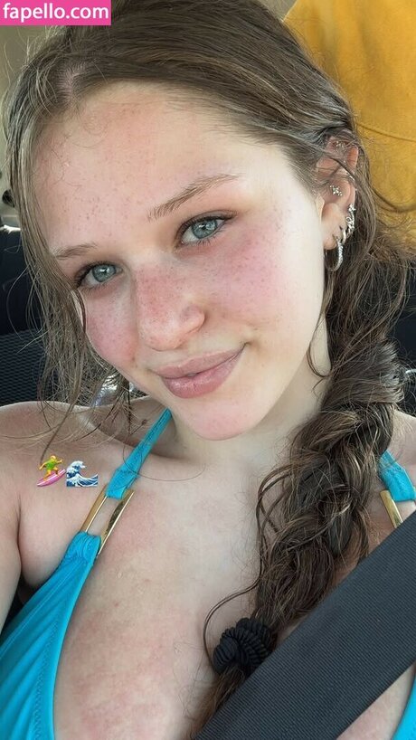 millietanaman star erotic img