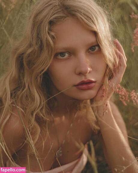 Nika Khromova model high quality photos