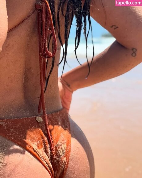 thigh onlyfans hot naked pic