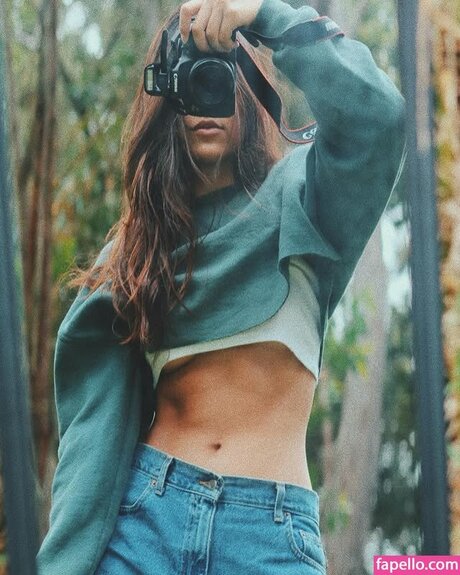 Kamryn Santos adult model pic