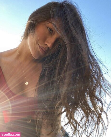 Kamryn Santos model exclusive pics