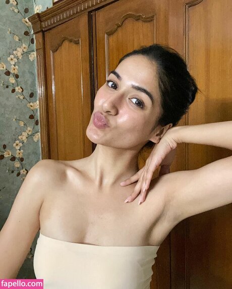 Ojasvi Sharma sexy pornstar img
