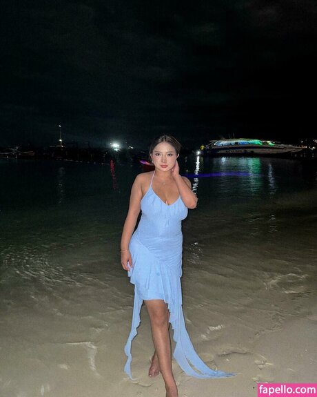 Zizi Wong star hd pic