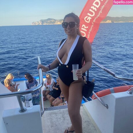 Sophie Williams nude model galleries