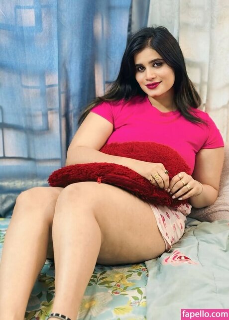 Pavitra Poojary model exclusive pictures