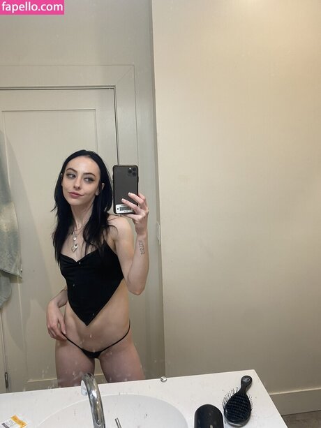putemignonne model porn pic
